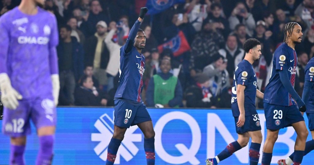 PSG Nuno Mendes - What was that, Dembélé?! A stunning goal worthy of the Ballon d'Or! (video)