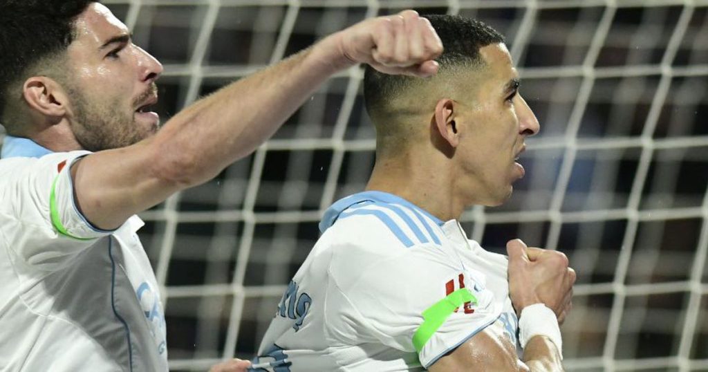 El Yamiq Real Zaragoza - From hero to villain... in his debut: scored, own goal, and got sent off!