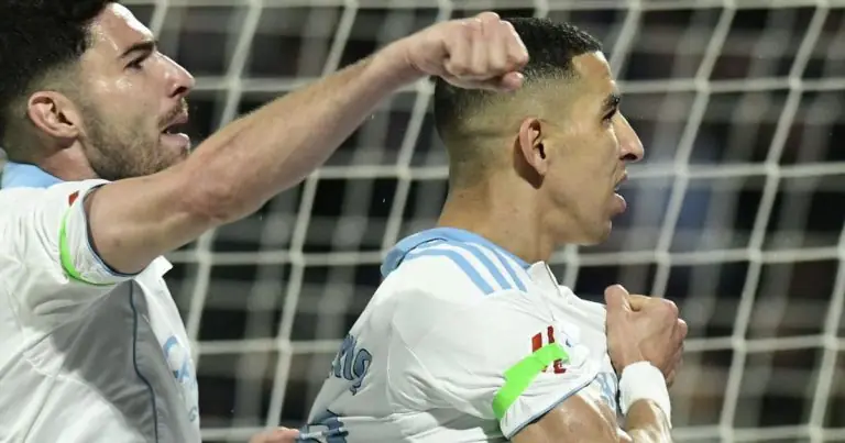 El Yamiq Real Zaragoza - From hero to villain... in his debut: scored, own goal, and got sent off!