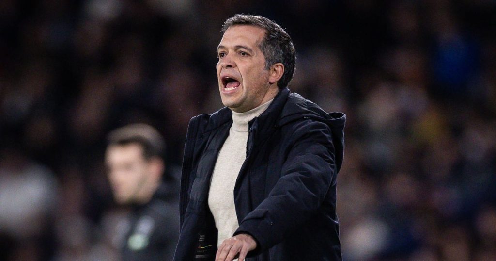 In the Castro of Levante - Luís Castro: "If I knew the result, I would play the Euromillions and win"