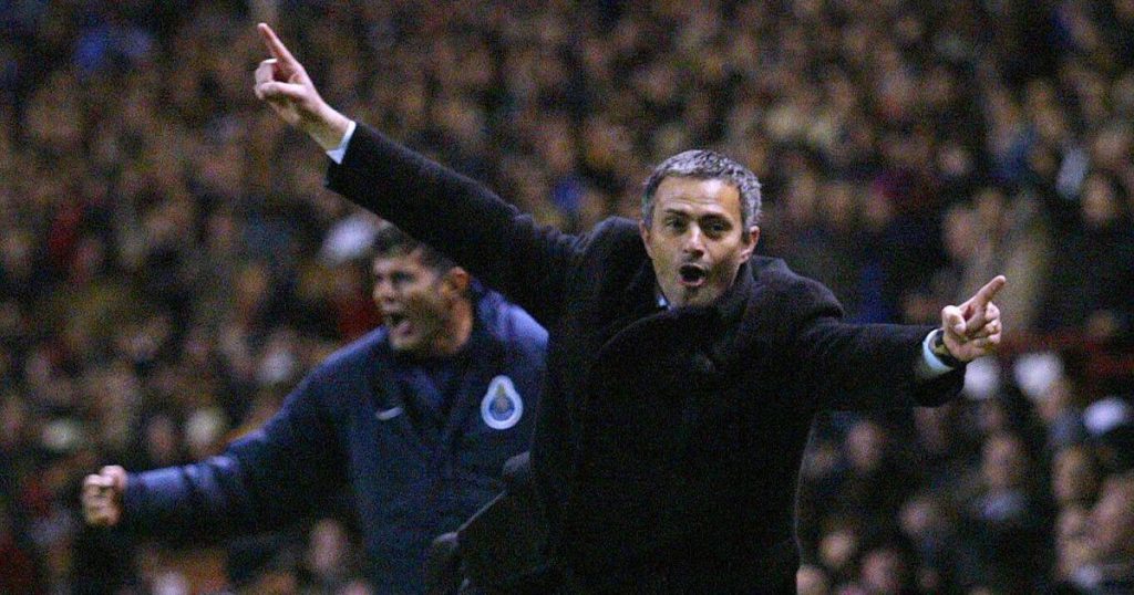 Old Trafford Camp Nou - From sprinting at Old Trafford to silence at Camp Nou: Mourinho's eternal celebrations (photo gallery)