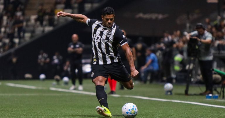 Former FC Porto Mineiro Championship - Age is a Myth for Hulk: What a Goal from the Former FC Porto (Video)