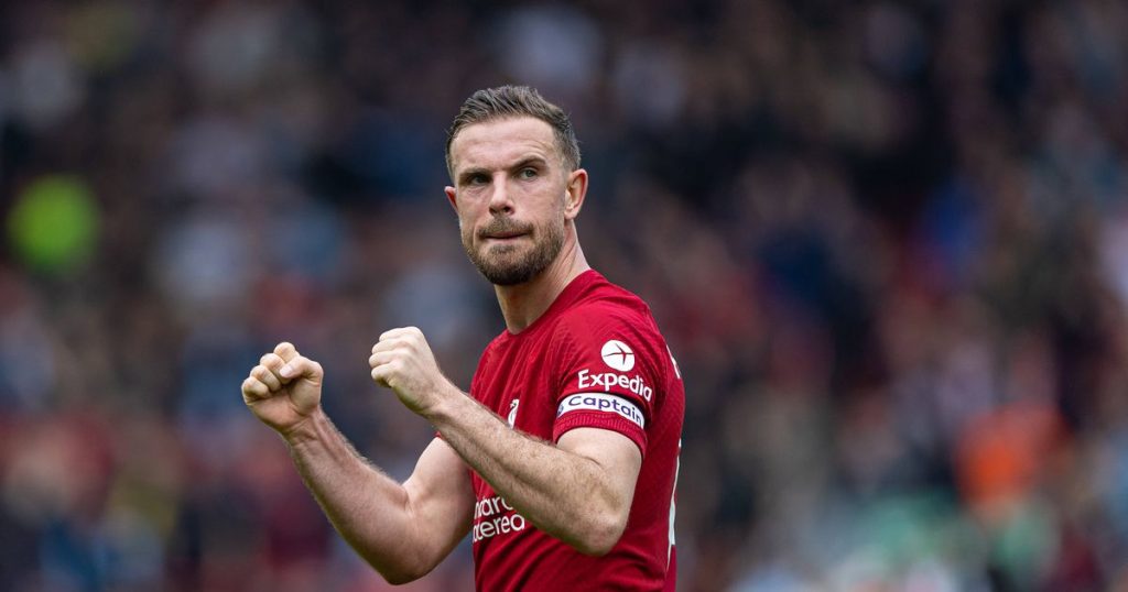 Unlikely Captains Football History - 20 Unlikely Captains in Football History (Photo Gallery)