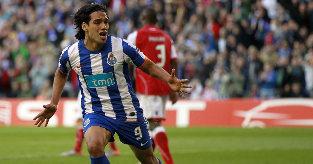 FC Porto On the - Ex-FC Porto reveals: "I dreamed of the Ballon d'Or, but I am from the generation of Messi and Ronaldo"