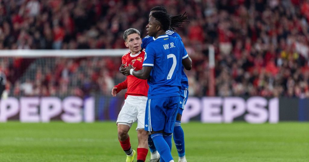 Luz The Benfica - Lip Reading Expert Reveals What Vinícius Jr. Said at the Luz