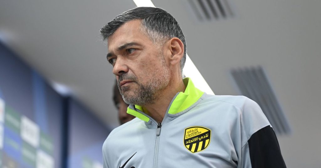 Al Ittihad Al Hazem - Sérgio Conceição does not throw in the towel and laments: 'This is exhausting'