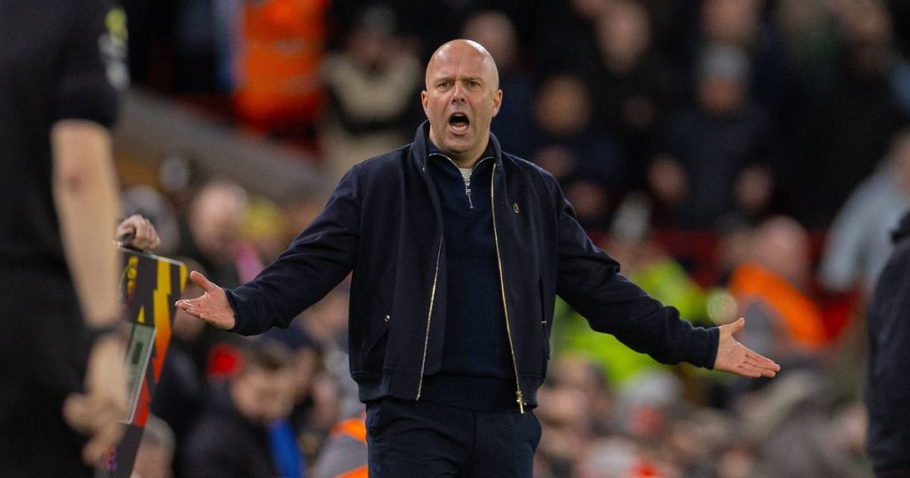 Arne Slot Liverpool - Slot: "This is the most difficult season of my career by a wide margin"