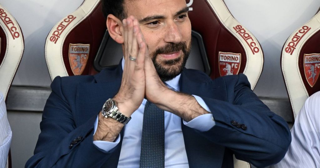 Napoli Giovanni Manna - Napoli's Sporting Director Criticizes Refereeing: 'We Look Like Fools'