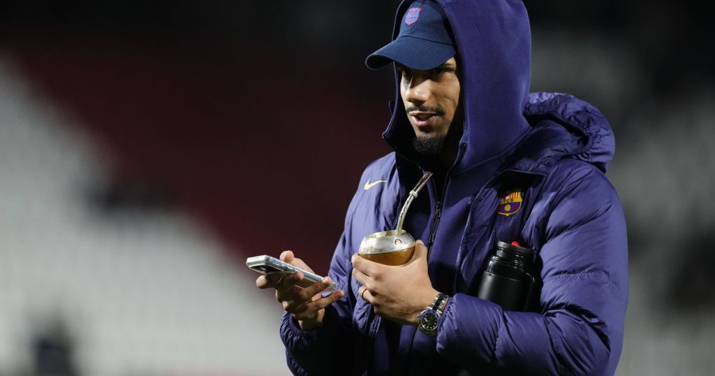 Barcelona Mundo Deportivo - ‘My wife started crying: ‘They are wishing death on our daughters’