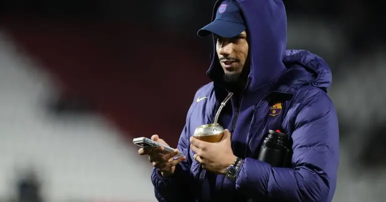 Barcelona Mundo Deportivo - ‘My wife started crying: ‘They are wishing death on our daughters’