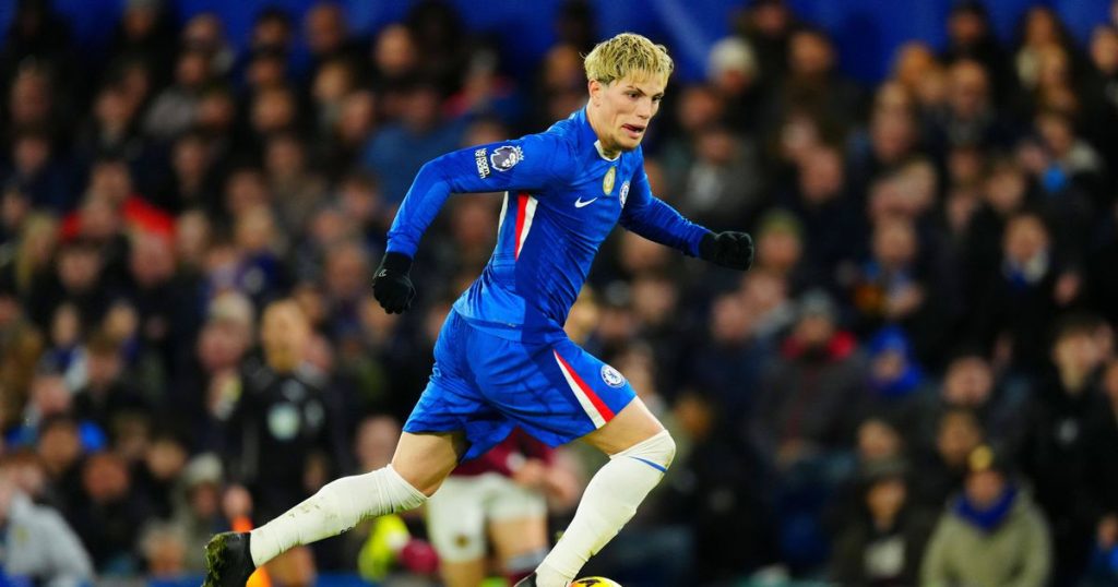 Garnacho Fined Speeding Alejandro Garnacho - "Embarrassed": Garnacho Fined for Speeding