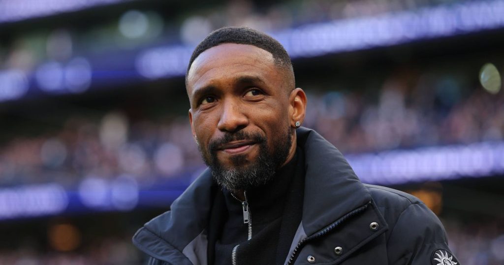 Former Tottenham Jermaine Defoe - Official: Former Tottenham Player Begins Coaching Career in English Fifth Tier