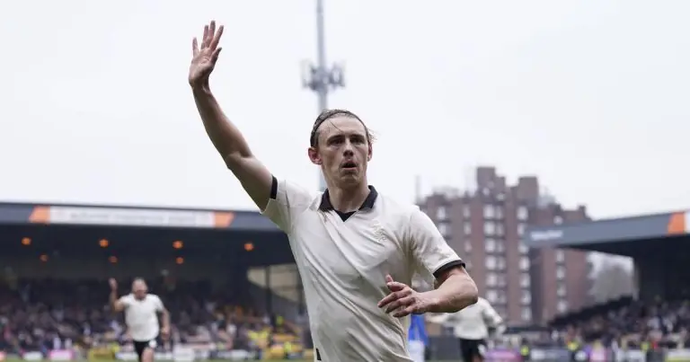 Ben Waine Port Vale - Newcastle Fan Eliminates Rival Sunderland: 'There's Nothing Better Than This!'
