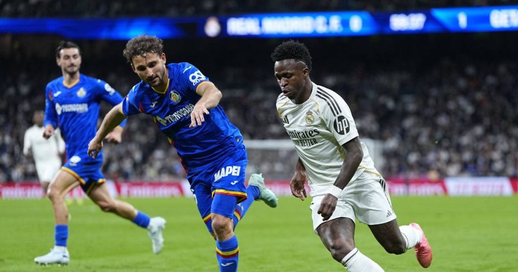 Real Madrid Barcelona - Real Madrid loses at home to Getafe, and the title slips further away