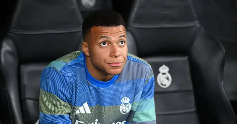 Major Error Wrong Knee Examined - Major Error with Mbappé at Real: Wrong Knee Examined