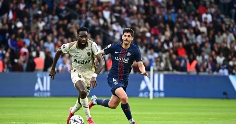 PSG Liverpool - Ligue 1 Postpones PSG Match Against Lens' Wishes