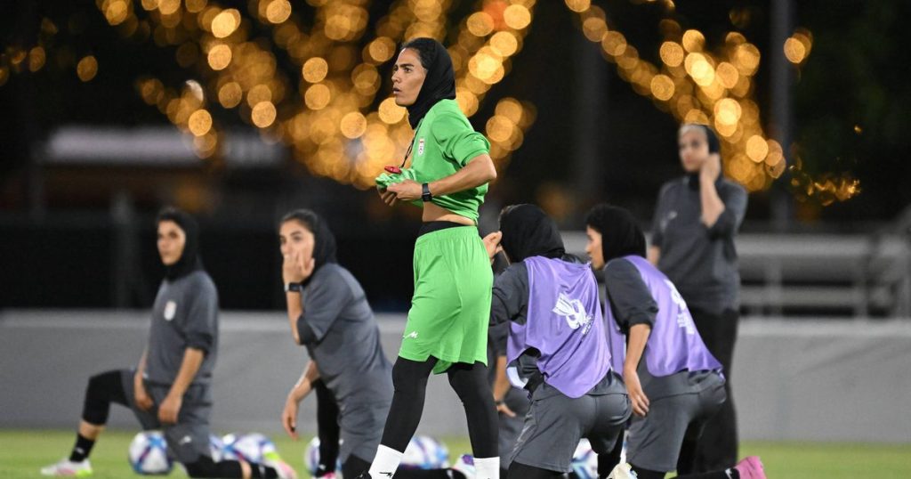 Australia This Fatemeh Pasandideh - Iranian Female Footballers Withdraw Asylum Request in Australia