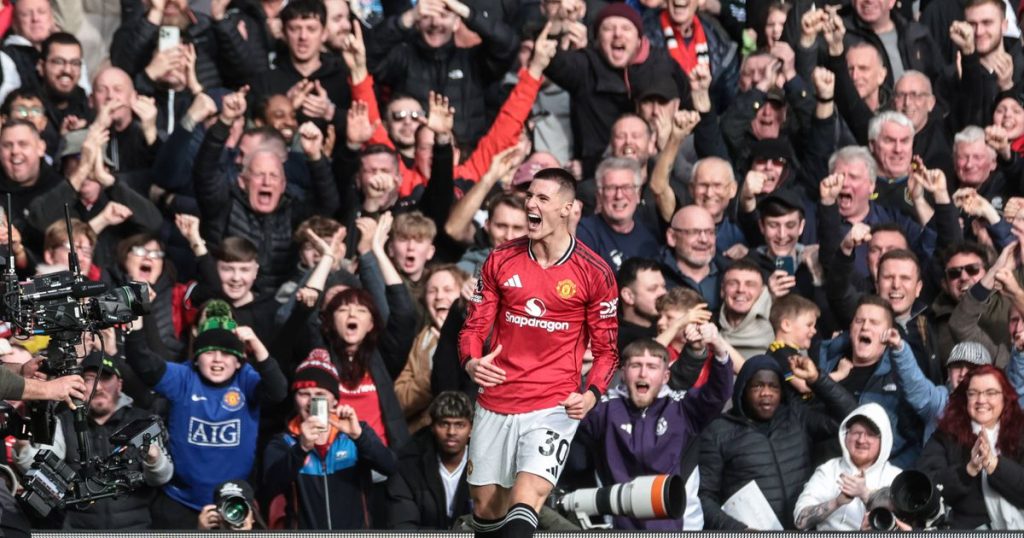 Manchester United Old Trafford - Manchester United Takes Measure That Will Not Please Fans