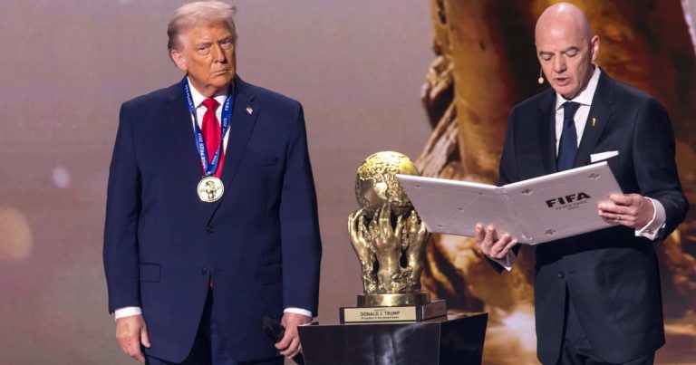 World Cup Donald Trump - Infantino: "Trump reiterates that Iran is welcome at the World Cup"