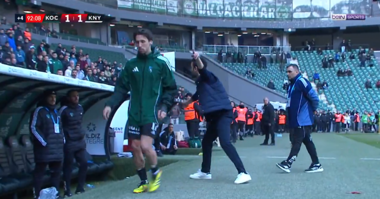 Ilhan Palut Portuguese Diogo - Penalty awarded and coach orders entire bench to leave (video)