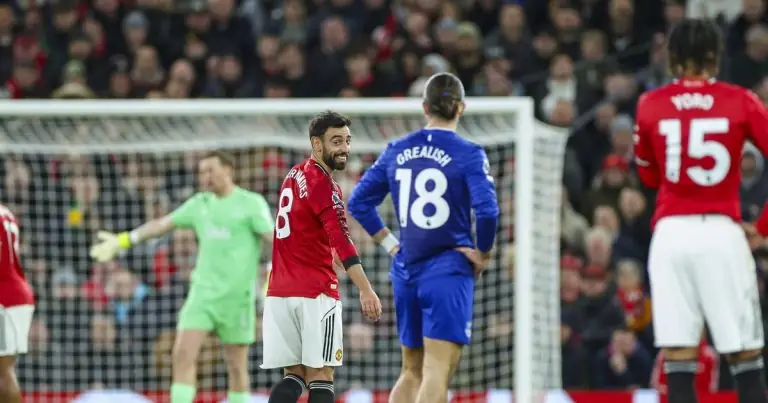 Bruno Fernandes Manchester United - What rivalry? Grealish surrenders to Bruno Fernandes: 'It's unbelievable'