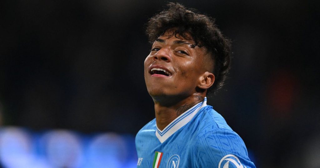 Alisson Shines Antonio Conte - Alisson Shines in Naples and Leaves Conte Impressed