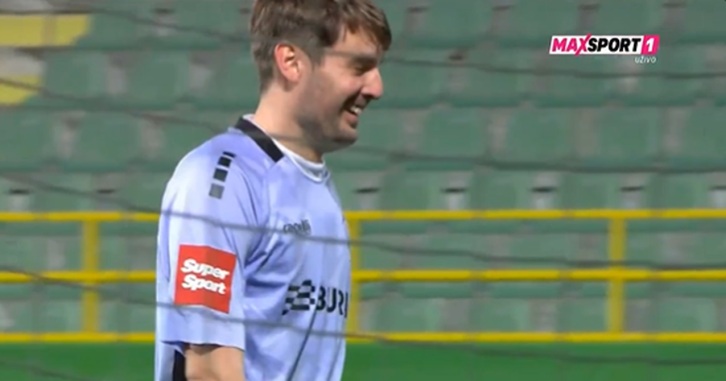 Even the Josip Radosevic - VIDEO: Who is now credited with the goal? Even the goalkeeper smiled
