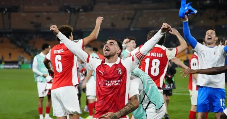Como FC Porto Sporting - [EN] Como FC Porto, Sporting e Benfica podem acabar a torcer 'contra' o SC Braga