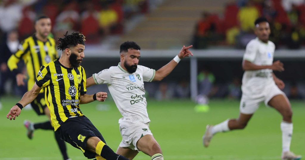 Al Ittihad Al Hazem - [EN] Al Ittihad, de Sérgio Conceição, vence mesmo estando uma hora em inferioridade