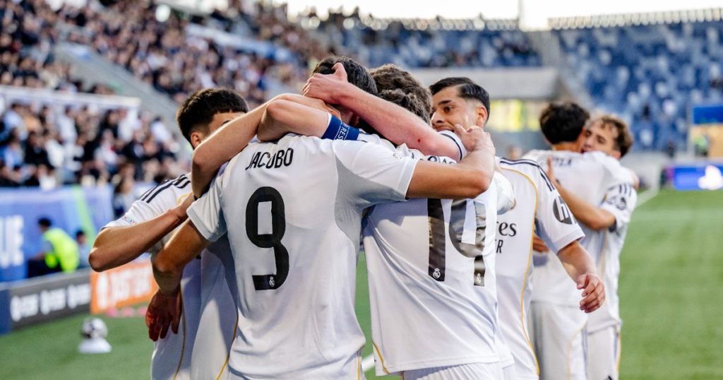 Real Madrid Club Brugge - [EN] Real Madrid bate Club Brugge nos penáltis e conquista a Youth League