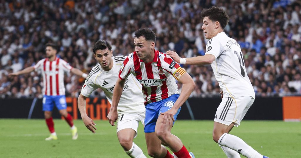 Realo Madrid Barcelona - [EN] Realo Madrid tropeça em casa e é o bem provável adeus ao título