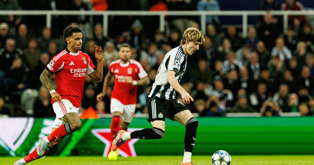 Benfica FC Porto - [EN] Brilhou contra o Benfica e interessa ao Bayern para concorrer com ex-FC Porto