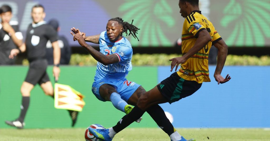 RD Congo West Ham - [EN] Não é só Bakambu: clubes apresentam queixa na FIFA contra a RD Congo