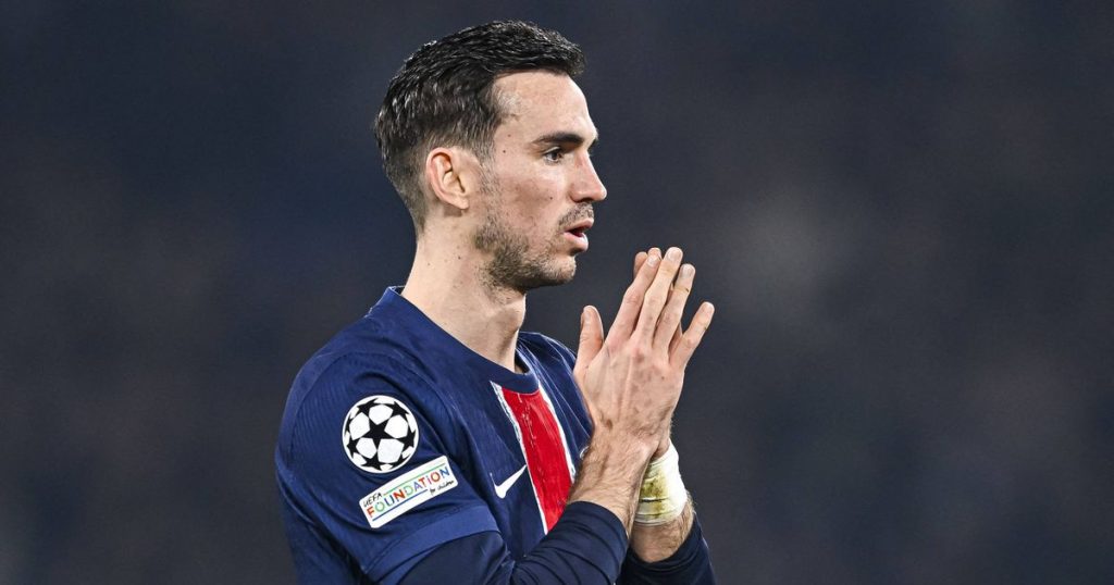 PSG Liverpool - [EN] PSG descontente com médio por alegada recusa em jogar com dores