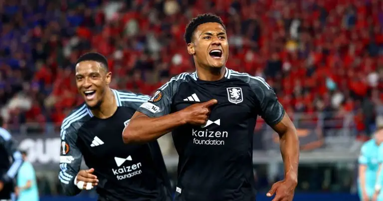 Benfica Aston Villa - [EN] Villa com um pé nas 'meias' em noite europeia que teve ex-Benfica a brilhar