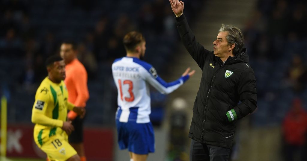 Sant Andreu Esportiva Sant Andreu - [EN] Ex-treinador do Tondela internado após sofrer enfarte
