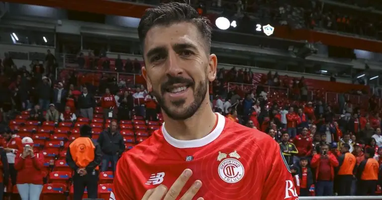 LA Galaxy Homem do Jogo - [EN] Paulinho faz 'hat trick' na Champions