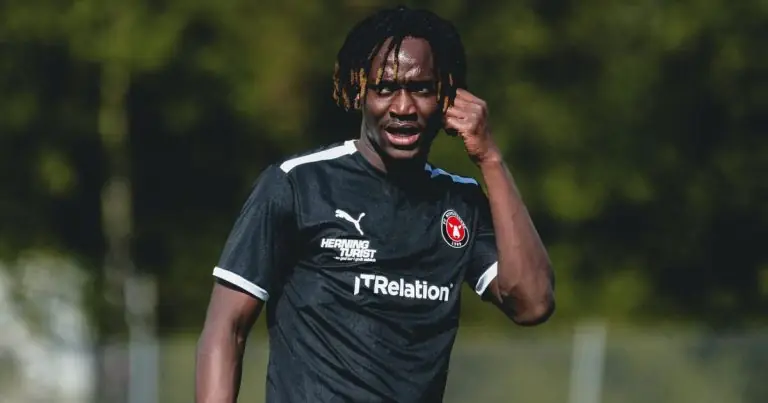 Benfica Alamara Djabi - [EN] Jogador que terá adulterado idade no Benfica foi esfaqueado com gravidade