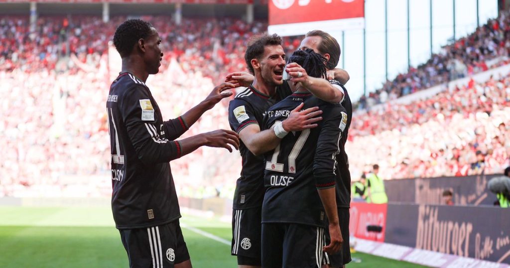 PSG Vincent Kompany - [EN] De 0-3 ao intervalo para 4-3: Bayern campeão não vacila