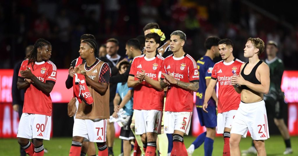 Benfica FC Porto - [EN] Benfica quer juntar-se ao FC Porto nas equipas mais invencíveis de sempre (fotos)