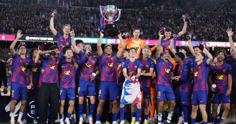 Barcelona Real Madrid - [EN] 'Alirón, alirón': Barcelona é campeão da La Liga!