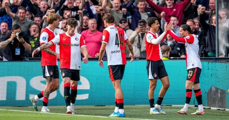 AZ Alkmaar Alexandre Penetra - [EN] Feyenoord garante Champions, Ajax perde e precisa de um milagre