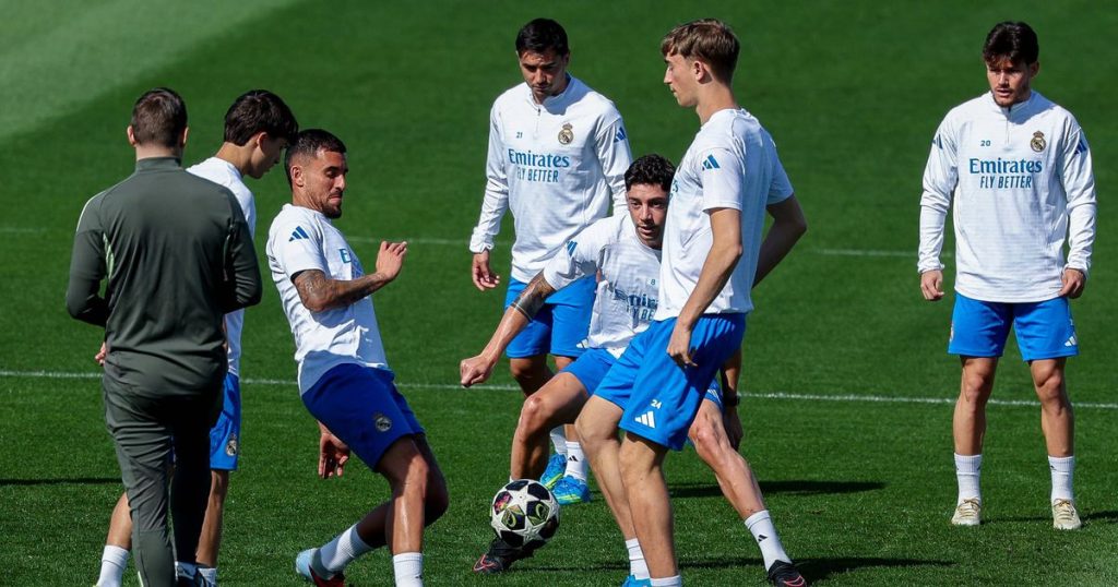 Real Madrid Fim de - [EN] Tensão no Real Madrid: «Pedi ao treinador para não termos qualquer relação»