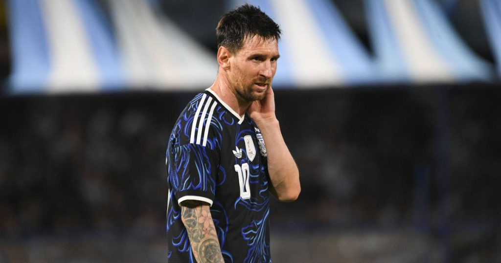 Lionel Messi Lo Del Pollo - [EN] Messi coloca Portugal como candidato ao Mundial e fala de Ronaldo
