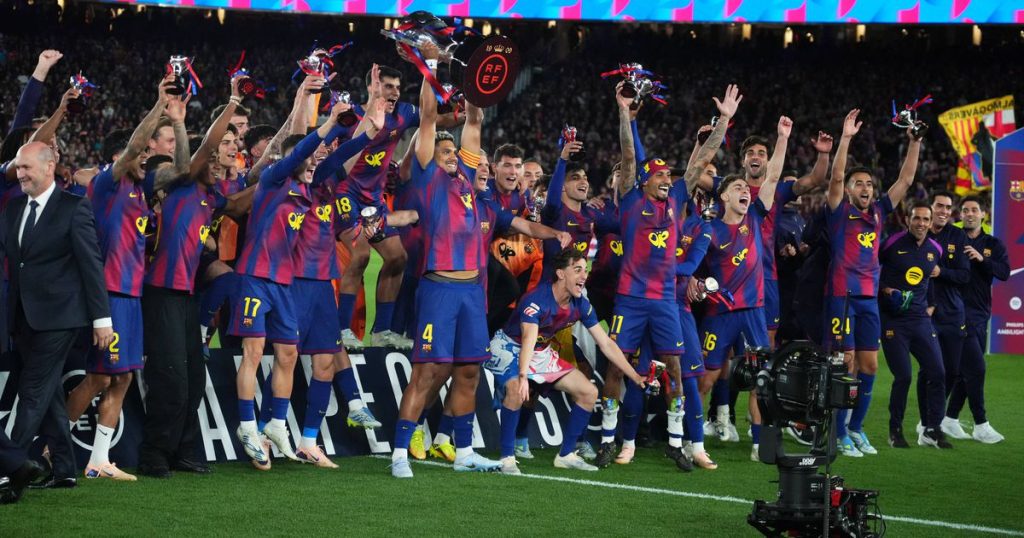 Barcelona FC Porto - [EN] Barcelona junta-se ao FC Porto: estes são os campeões em 2025/26 (fotogaleria)