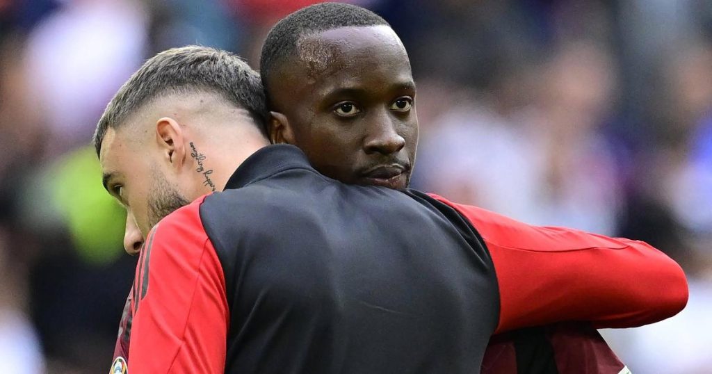 Mundial Apesar Zeno Debast - [EN] Debast, Lukebakio e um 'português' nos convocados da Bélgica para o Mundial