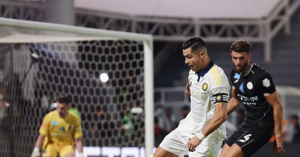 Cristiano Ronaldo Al Shabab - [EN] VÍDEO: Ronaldo assina 971.º golo da carreira à ponta de lança
