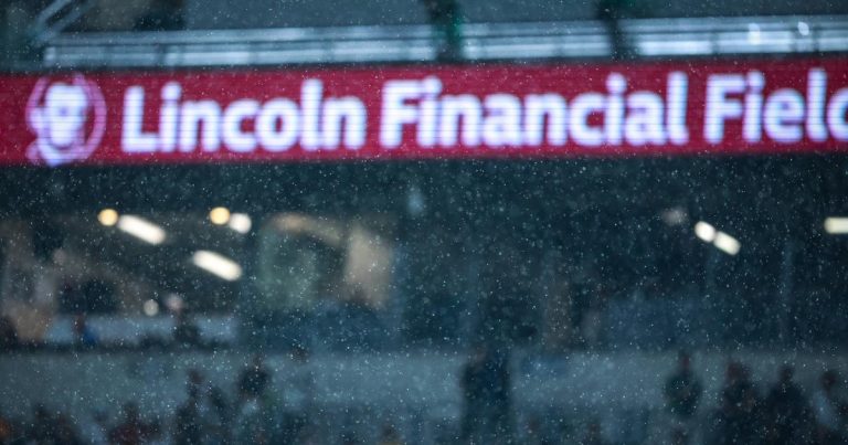 World Cup Lincoln Financial Field - Alert in the World Cup: Storm Threatens First Match of the Competition
