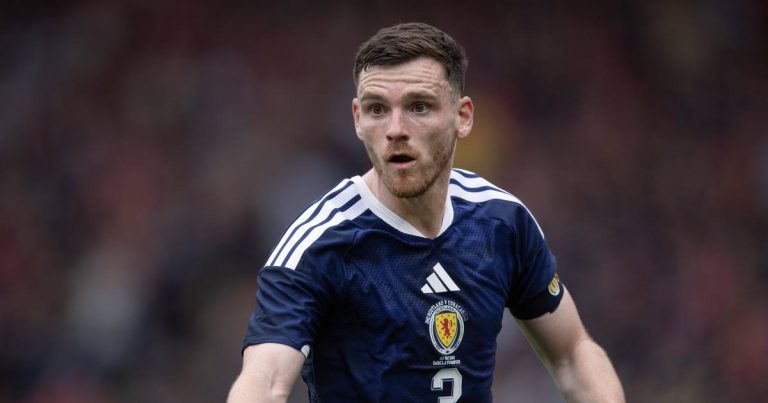 Tottenham Andy Robertson - [EN] Oficial: Tottenham garante Andy Robertson a custo zero