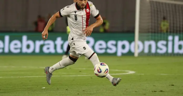 Giorgi Kochorashvili Sporting - [EN] Kochorashvili titular no empate da Geórgia com a Roménia